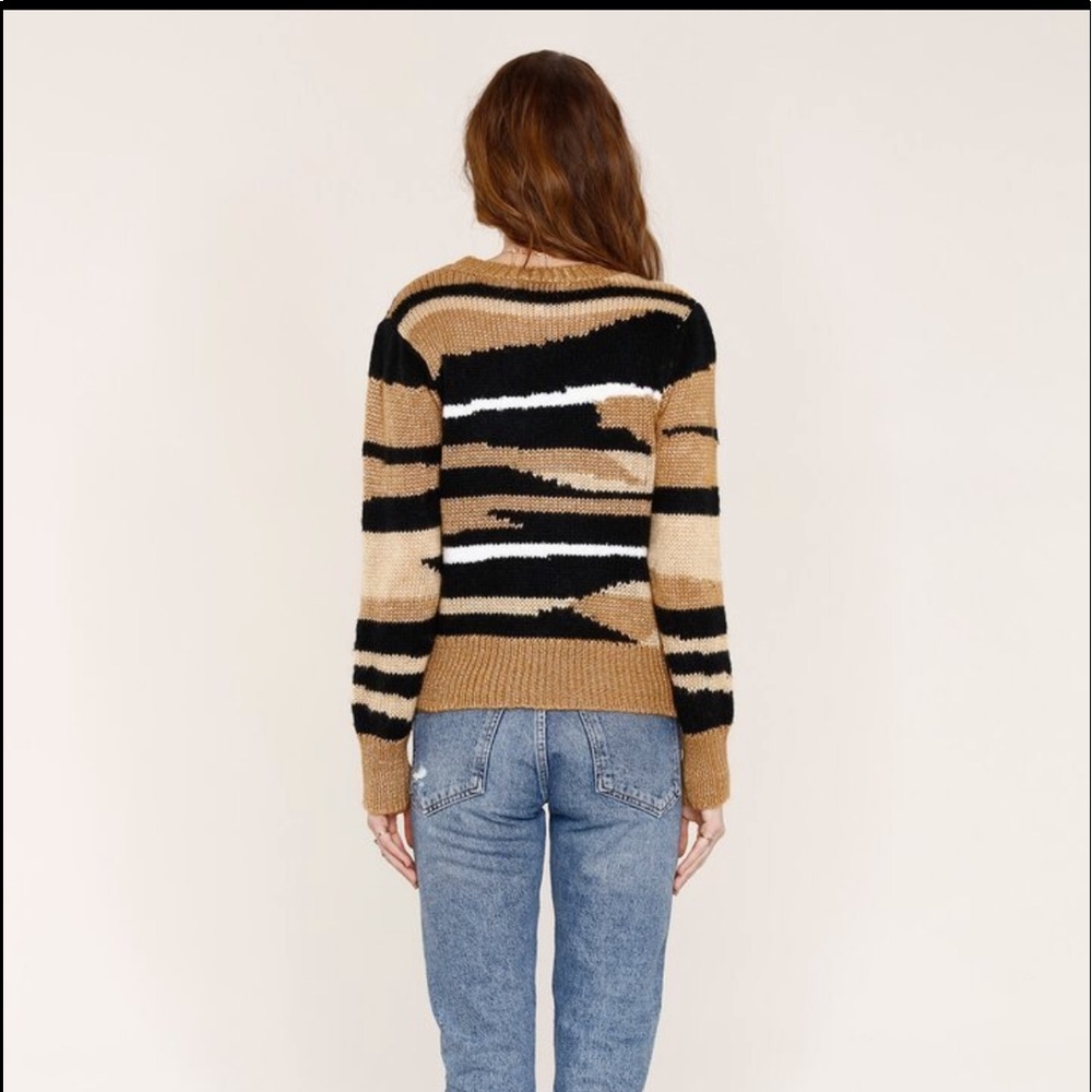 NWT Anthropologie Heartloom Tiger Bette Sweater, Medium - Picture 3 of 3